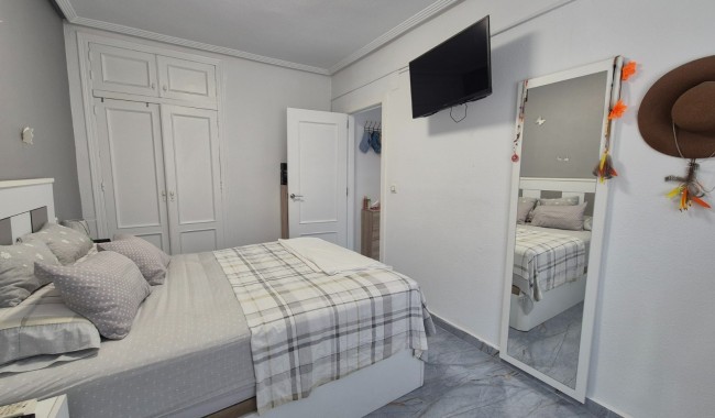 Resale - Apartment - Torrevieja