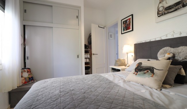 Begagnad - Villa - Orihuela Costa - Villamartín