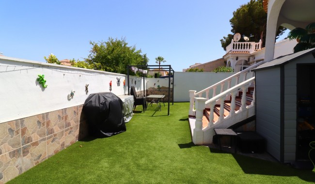 Begagnad - Villa - Orihuela Costa - Villamartín