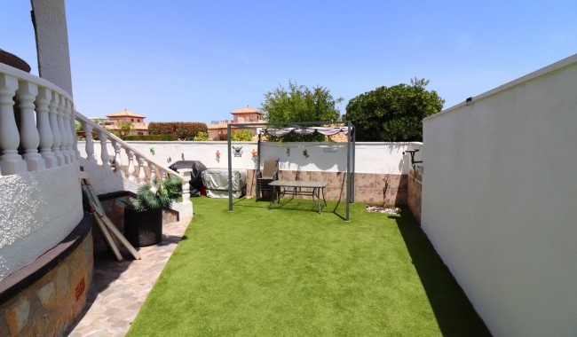 Begagnad - Villa - Orihuela Costa - Villamartín