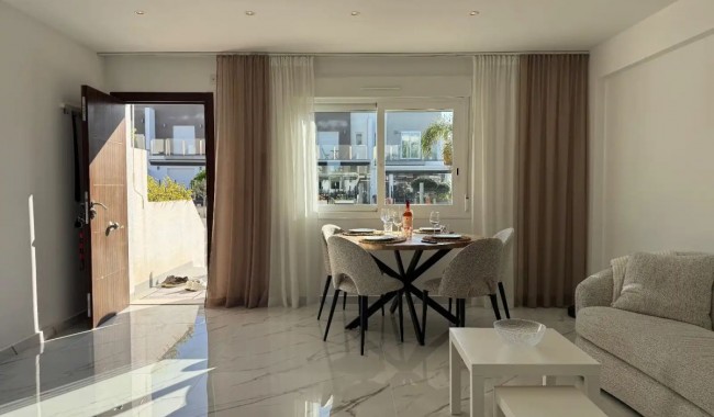 Brukt - Rekkehus - Torrevieja - Aguas Nuevas