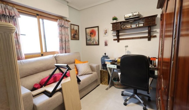 Segunda mano - Apartamento - Torrevieja - Acequion