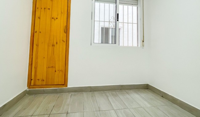 Resale - Apartment - Torrevieja