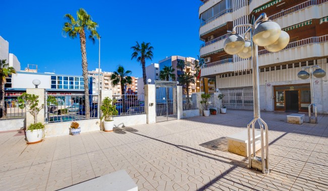 Begagnad - Lägenhet - Torrevieja - Playa de La Acequion