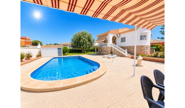 Villa - Resale - Torrevieja - Torreta florida