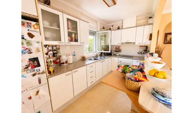 Resale - Villa - Torrevieja - Torreta florida