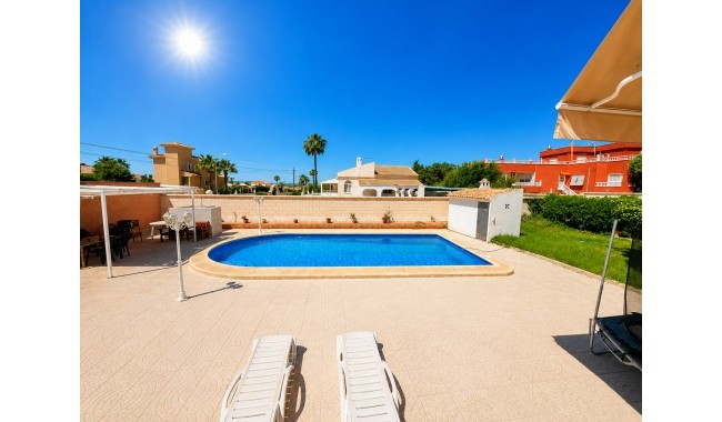 Resale - Villa - Torrevieja - Torreta florida