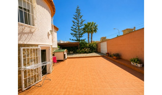Resale - Villa - Torrevieja - Torreta florida