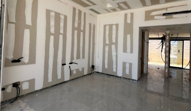 Brukt - Villa - El Chaparral, Torrevieja - El Chaparral