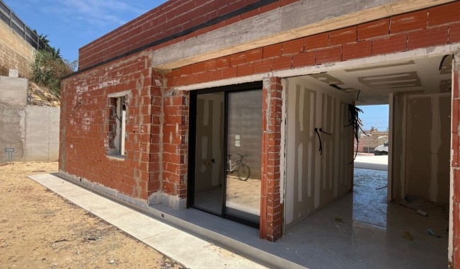 Brukt - Villa - El Chaparral, Torrevieja - El Chaparral