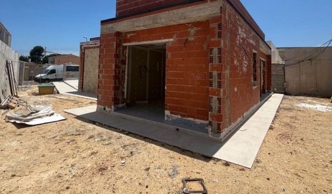 Brukt - Villa - El Chaparral, Torrevieja - El Chaparral
