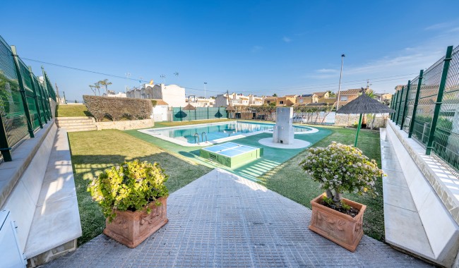 Segunda mano - Apartamento - Torrevieja - Los Balcones