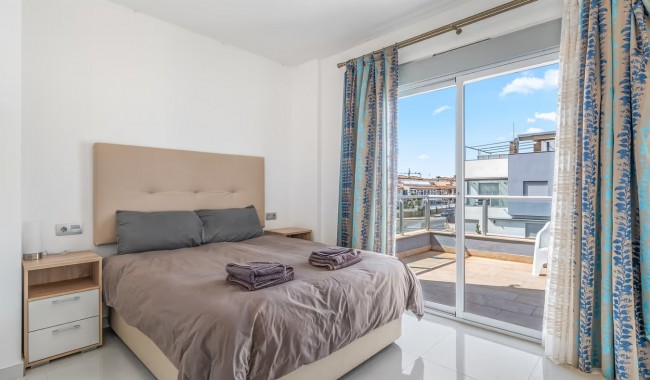 Brukt - Vertikaldelt - Punta Prima - Marina Med