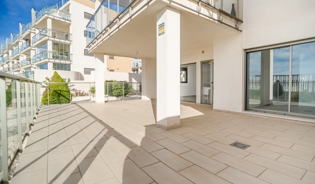 Resale - Apartment - Orihuela Costa - Los Dolses