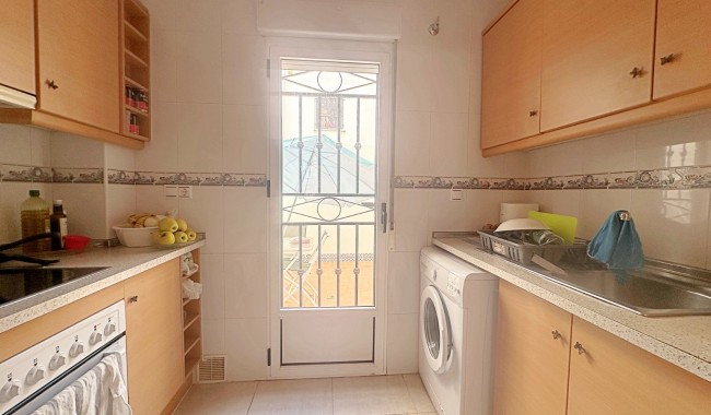 Sprzedaż - Apartament - Torrevieja