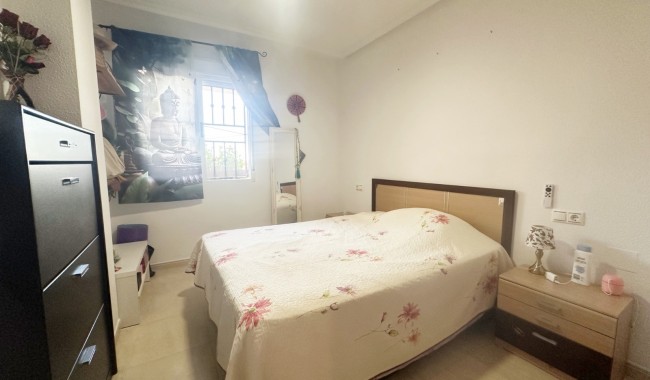 Sprzedaż - Apartament - Torrevieja