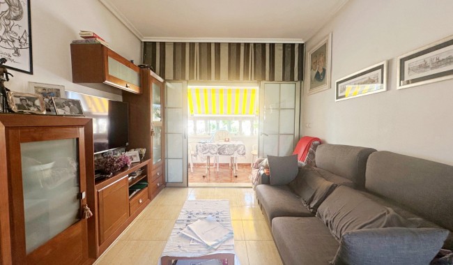 Segunda mano - Apartamento - Torrevieja - Aguas Nuevas