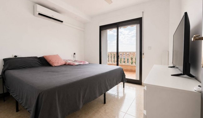 Brukt - Villa - Villamartín - Blue Lagoon
