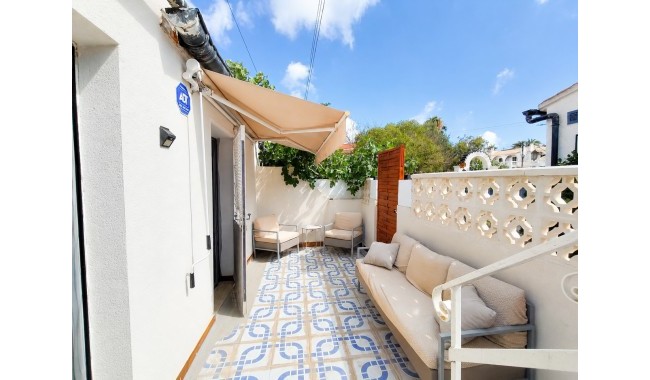Apartament - Sprzedaż - Torrevieja - Torrevieja