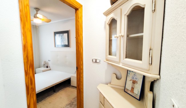 Resale - Apartment - Guardamar
