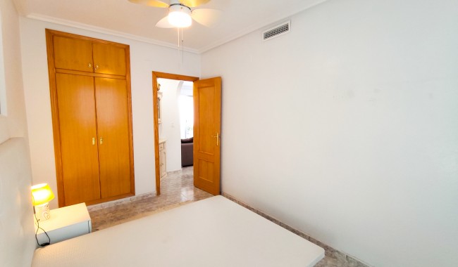 Resale - Apartment - Guardamar