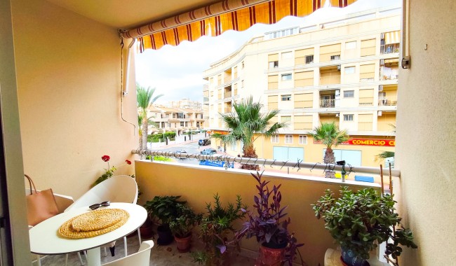 Resale - Apartment - Guardamar