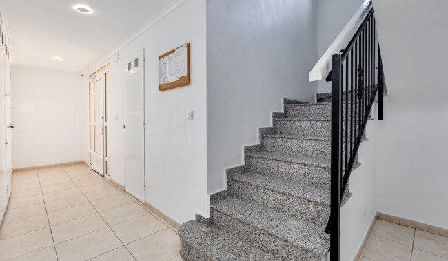 Resale - Apartment - Torrevieja - Centro
