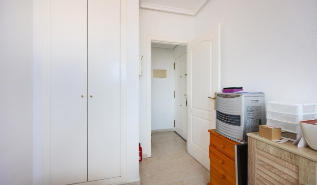 Resale - Apartment - Torrevieja - Centro