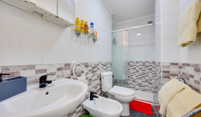 Resale - Apartment - Torrevieja - Centro
