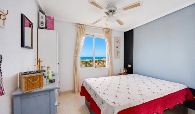 Resale - Apartment - Torrevieja - Centro