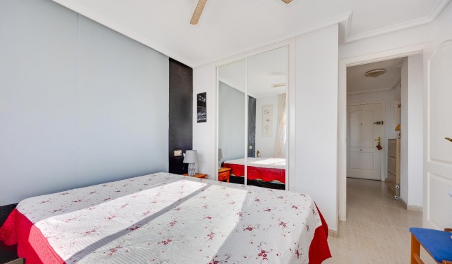 Resale - Apartment - Torrevieja - Centro