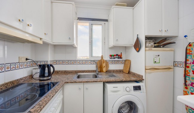 Resale - Apartment - Torrevieja - Centro