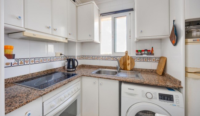 Resale - Apartment - Torrevieja - Centro