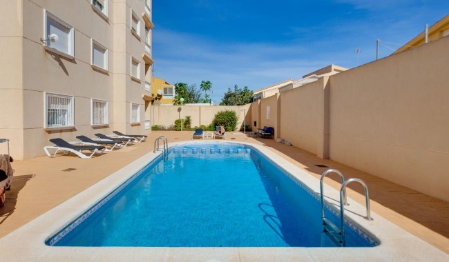 Resale - Apartment - Torrevieja - Centro
