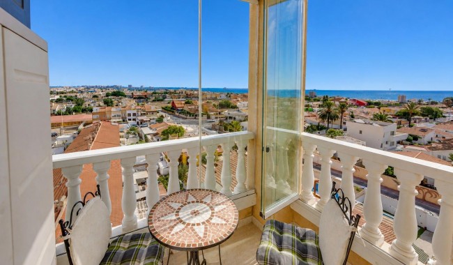 Resale - Apartment - Torrevieja - Centro