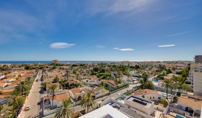 Resale - Apartment - Torrevieja - Centro