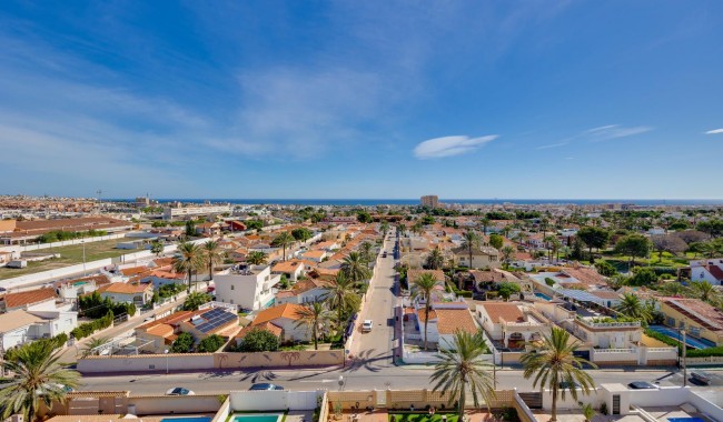 Resale - Apartment - Torrevieja - Centro