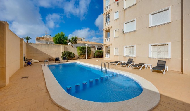 Resale - Apartment - Torrevieja - Centro