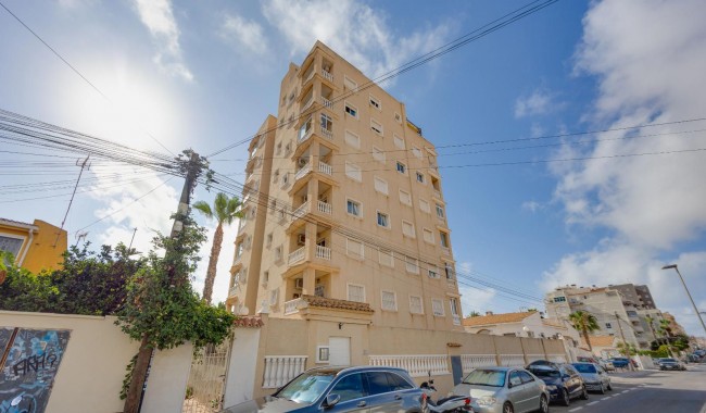 Resale - Apartment - Torrevieja - Centro