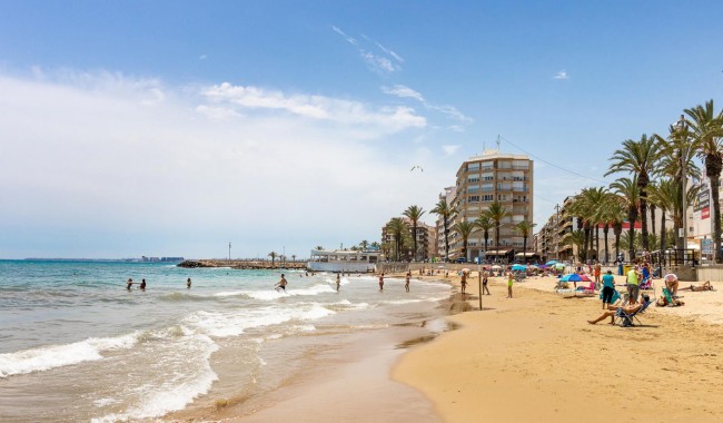 Resale - Apartment - Torrevieja - Centro