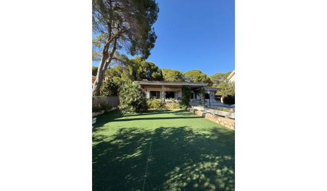 Begagnad - Villa - Orihuela - Dehesa de Campoamor