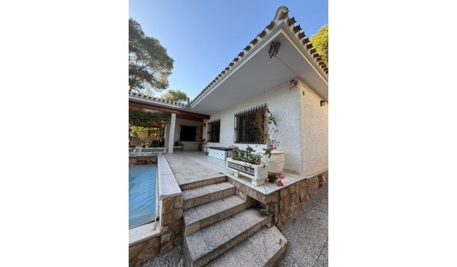 Begagnad - Villa - Orihuela - Dehesa de Campoamor