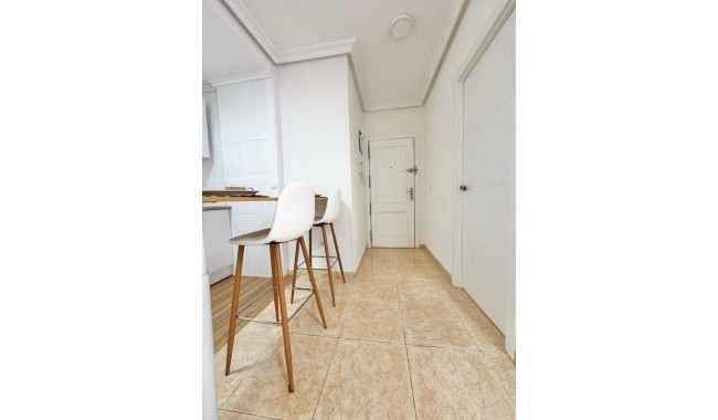 Sprzedaż - Apartament - Torrevieja - Playa de los locos