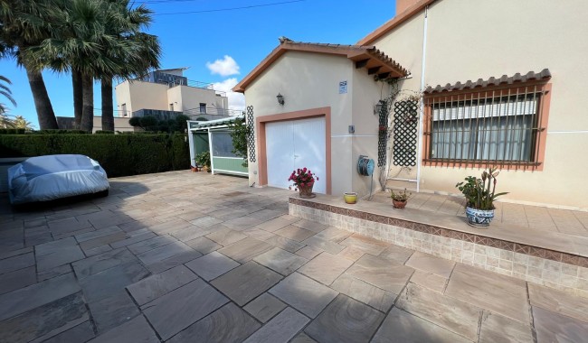 Begagnad - Villa - Orihuela - Cabo Roig