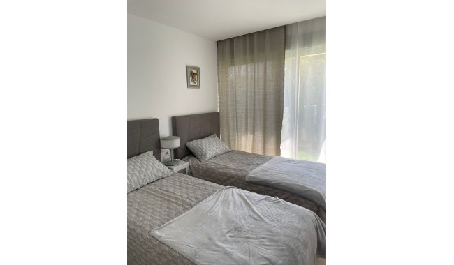 Resale - Apartment - Torrevieja - Los Balcones