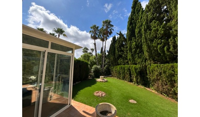 Segunda mano - Villa - Villamartín