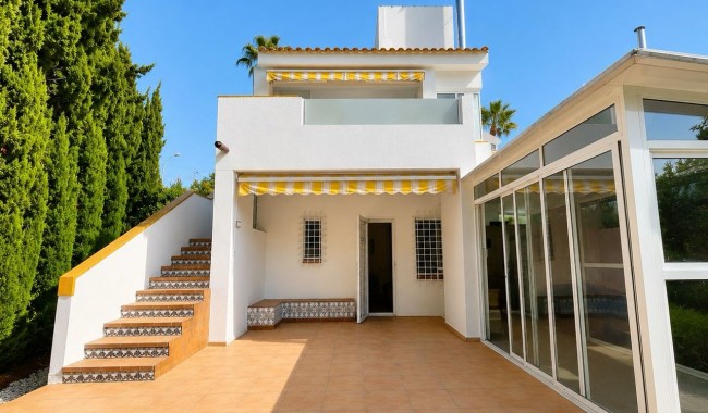 Segunda mano - Villa - Villamartín
