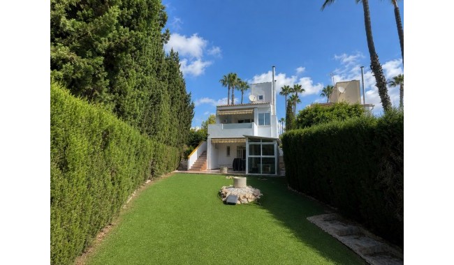Segunda mano - Villa - Villamartín