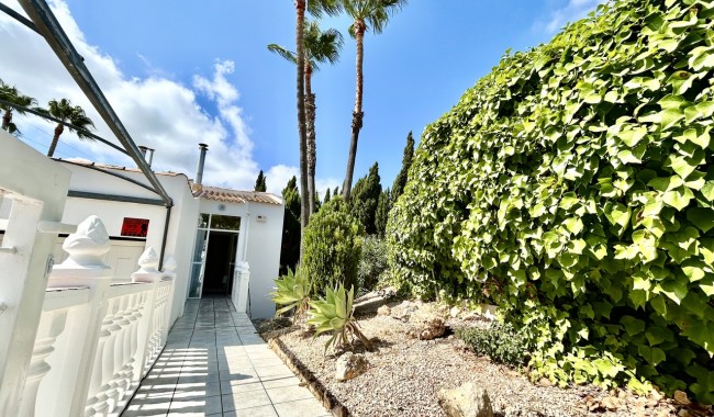 Segunda mano - Villa - Villamartín