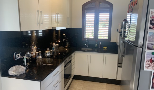 Resale - Villa - Villamartín